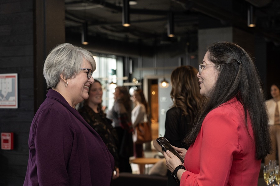 Leading-Ladies-Networking-Menna-Riley-April-2025-005