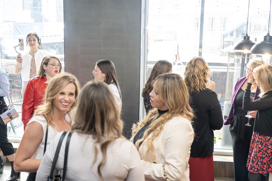 Leading-Ladies-Networking-Menna-Riley-April-2025-019