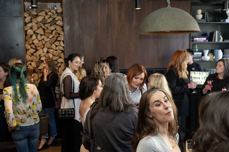 Leading-Ladies-Networking-Menna-Riley-April-2025-020