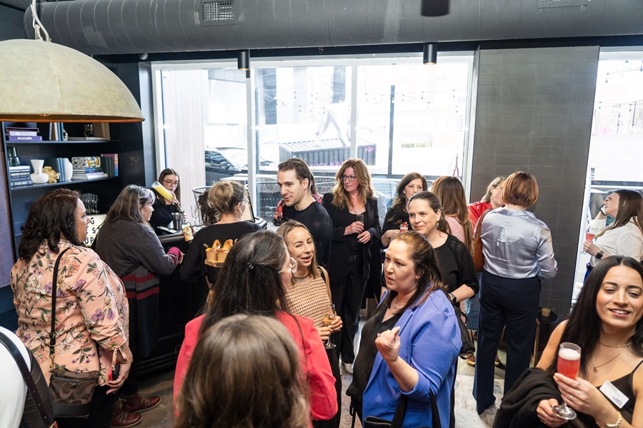 Leading-Ladies-Networking-Menna-Riley-April-2025-032
