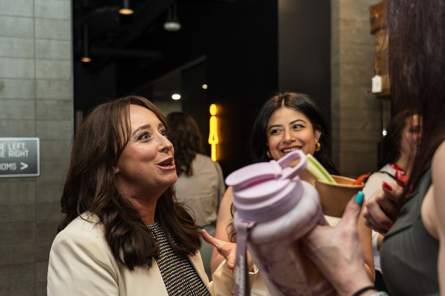 Leading-Ladies-Networking-Menna-Riley-April-2025-036