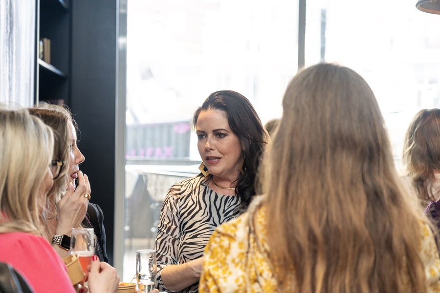 Leading-Ladies-Networking-Menna-Riley-April-2025-046
