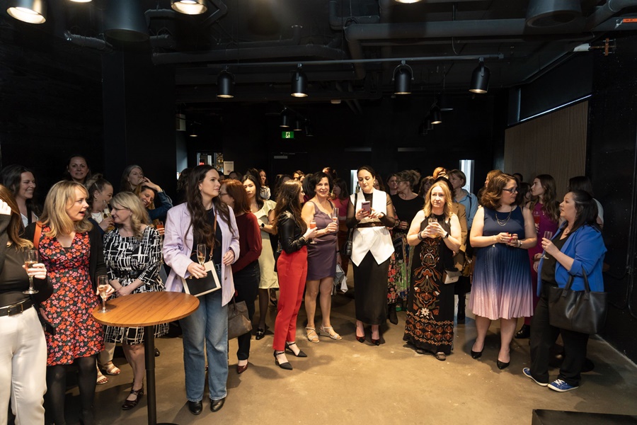Leading-Ladies-Networking-Menna-Riley-April-2025-054