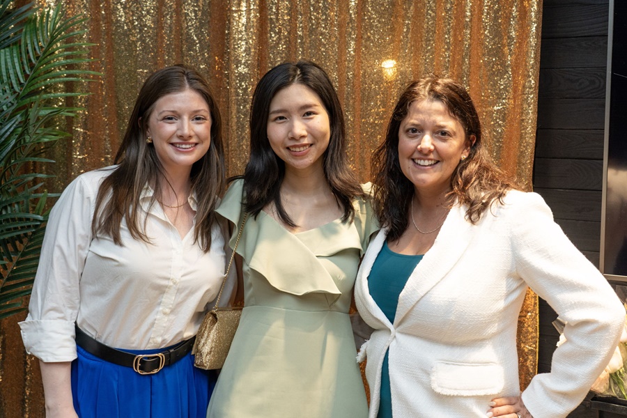 Leading-Ladies-Networking-Menna-Riley-April-2025-097